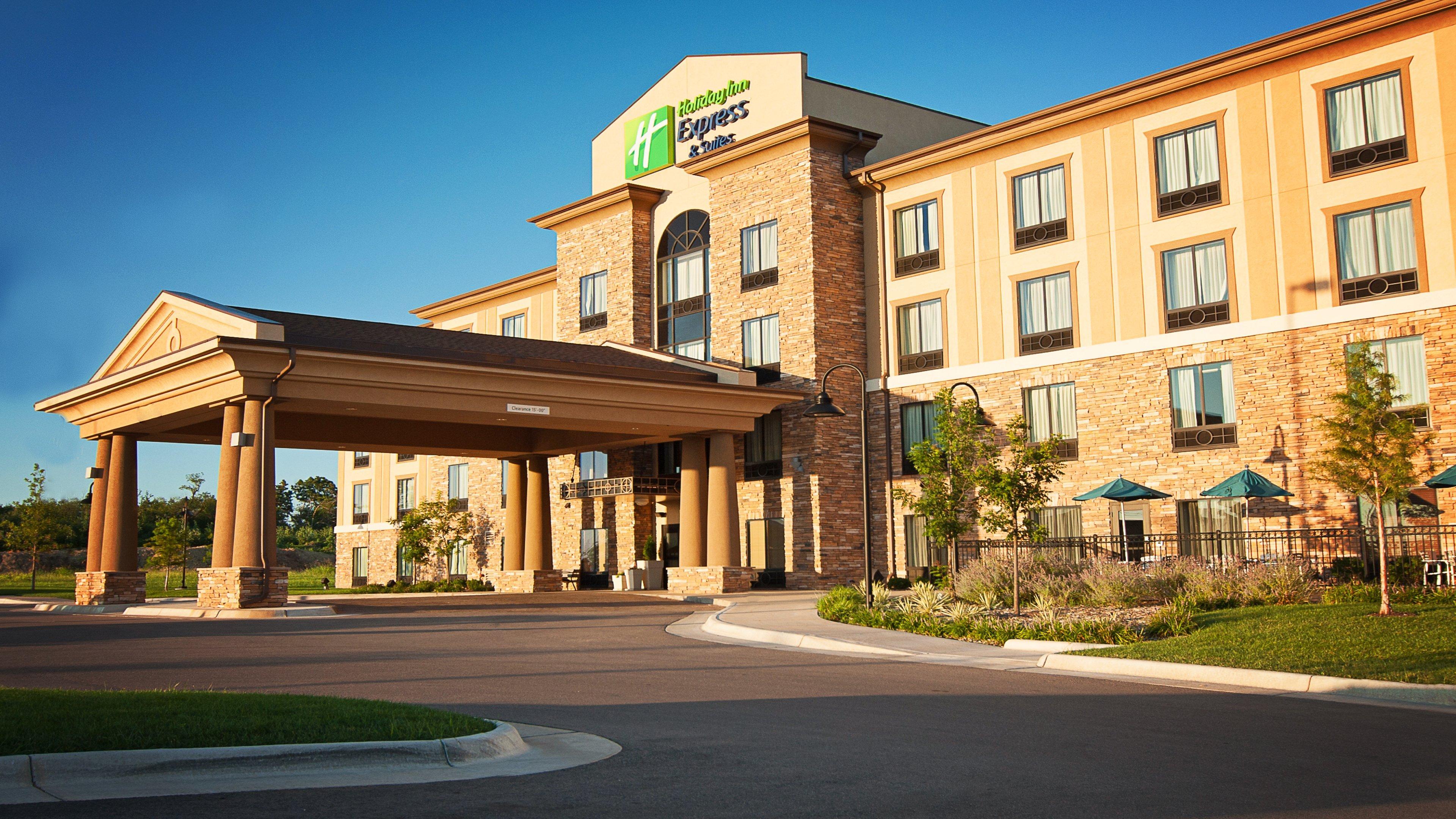 Holiday Inn Express Hotel & Suites Wichita Northeast By Ihg Buitenkant foto