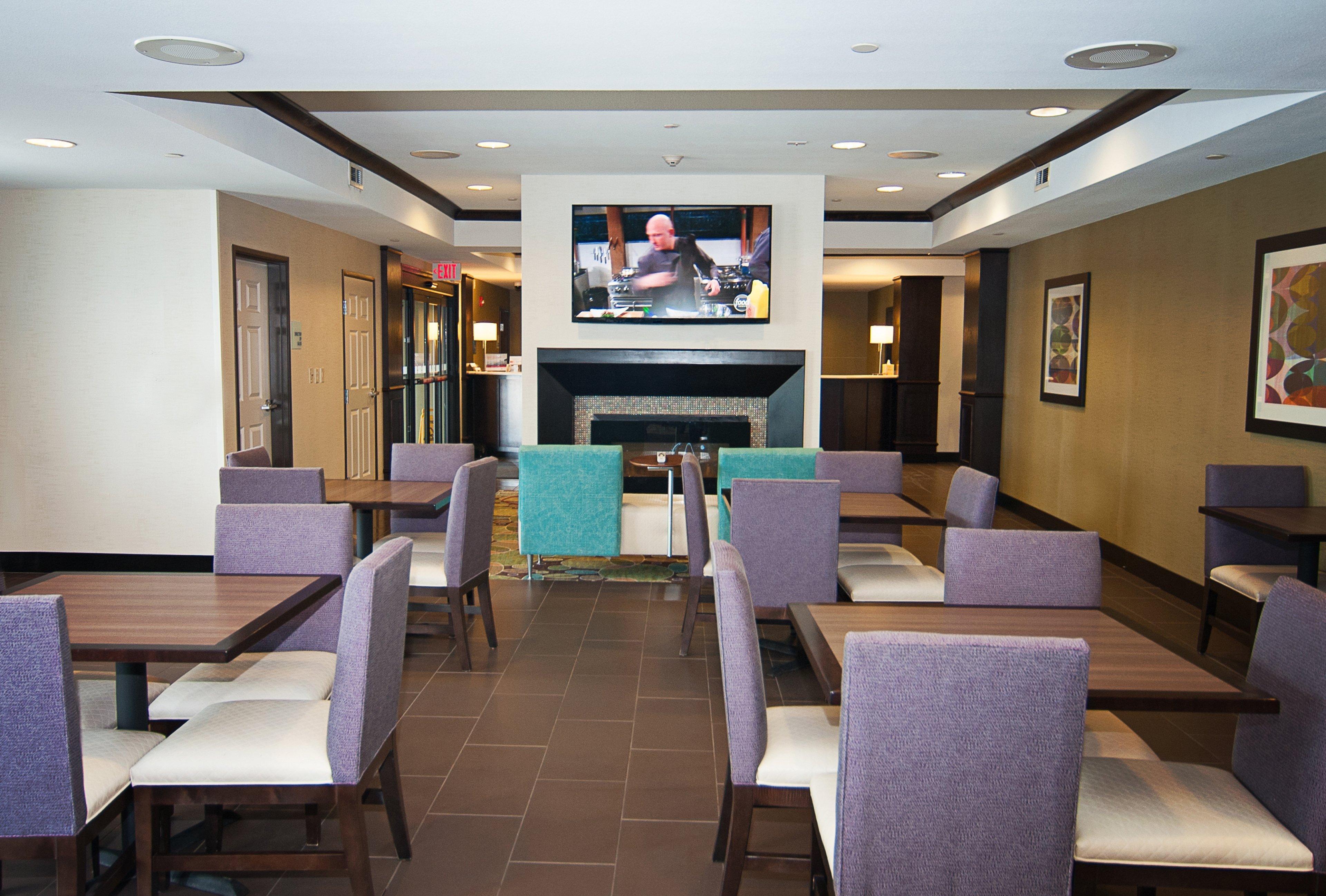 Holiday Inn Express Hotel & Suites Wichita Northeast By Ihg Buitenkant foto