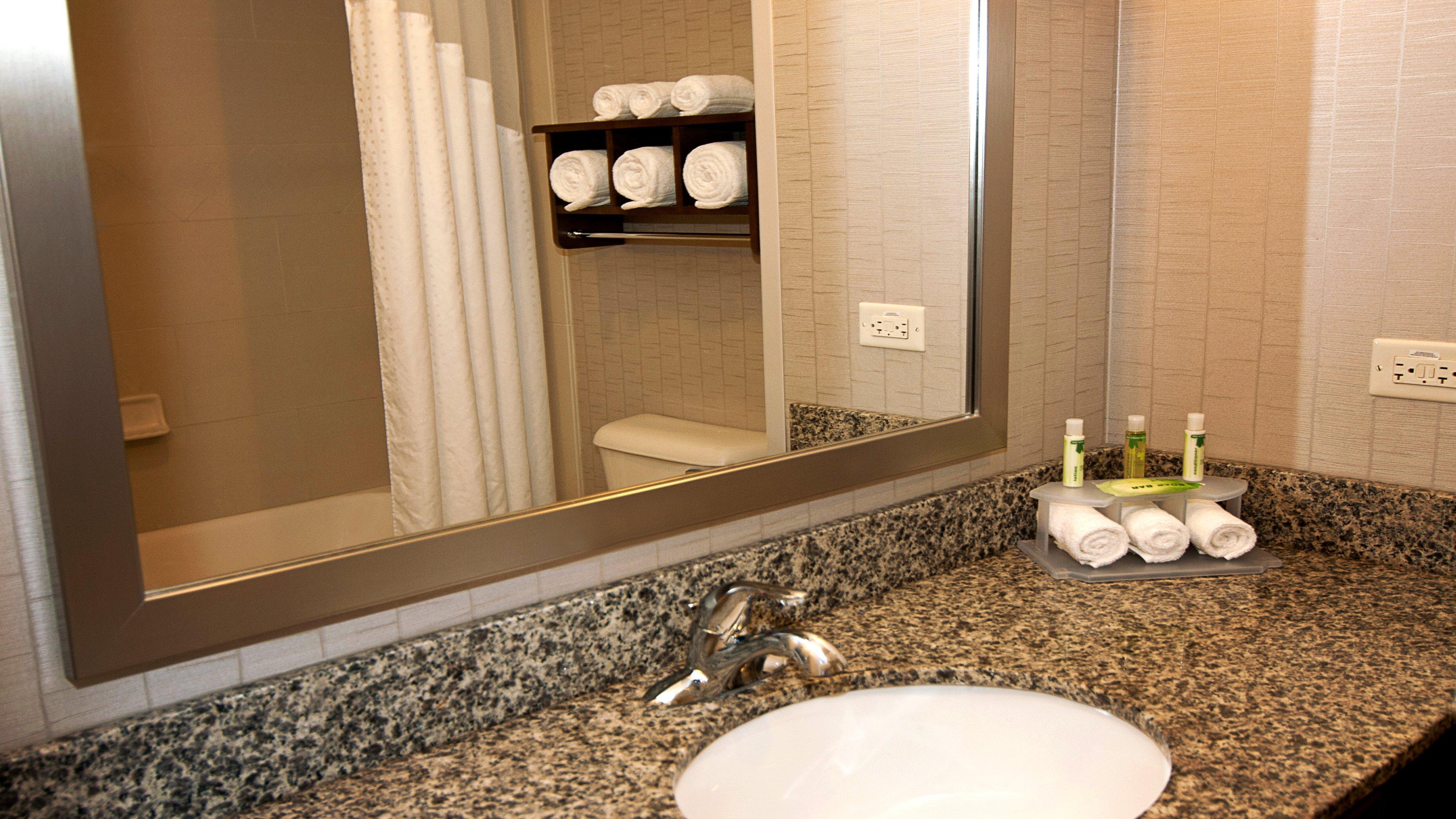 Holiday Inn Express Hotel & Suites Wichita Northeast By Ihg Buitenkant foto